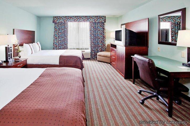 Holiday Inn Hotel & Suites Gateway By Ihg Γουίλιαμσμπεργκ Δωμάτιο φωτογραφία